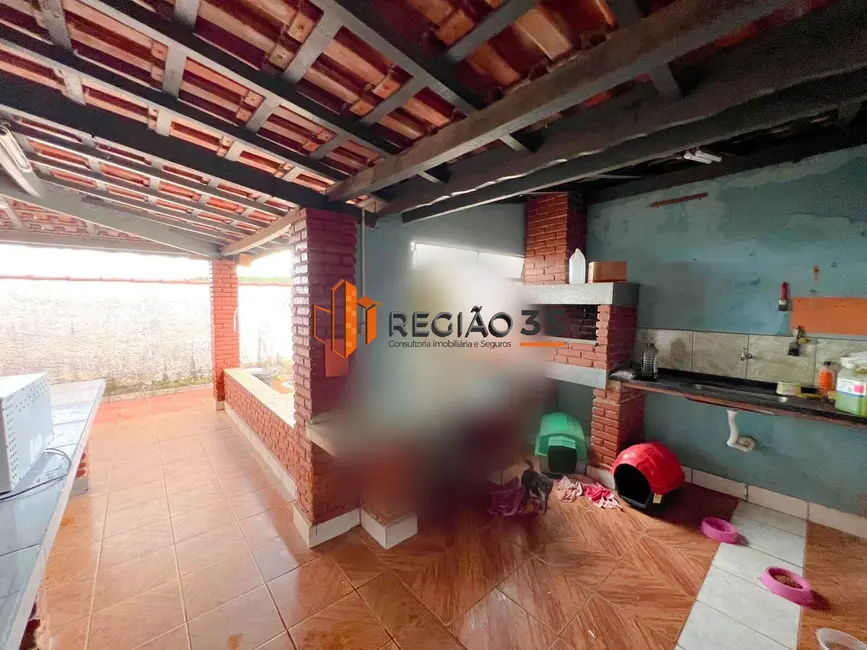 Foto 2 de Casa com 5 quartos à venda, 240m2 em Conjunto Habitacional Pedro Afonso Junqueira, Pocos De Caldas - MG