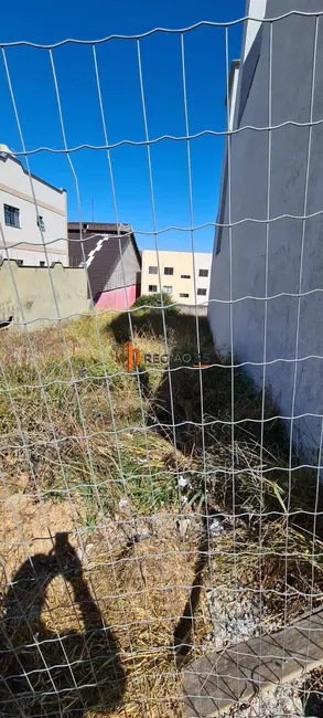 Foto 2 de Terreno / Lote à venda, 250m2 em Santa Maria, Pocos De Caldas - MG