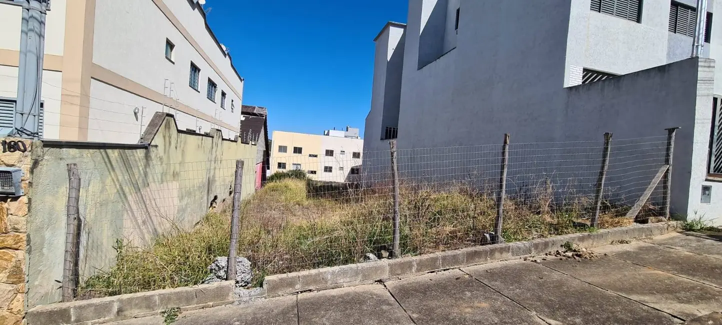 Terreno / Lote à venda, 250m2 em Santa Maria, Pocos De Caldas - MG - imagem 1 Foto 1 de Terreno / Lote à venda, 250m2 em Santa Maria, Pocos De Caldas - MG