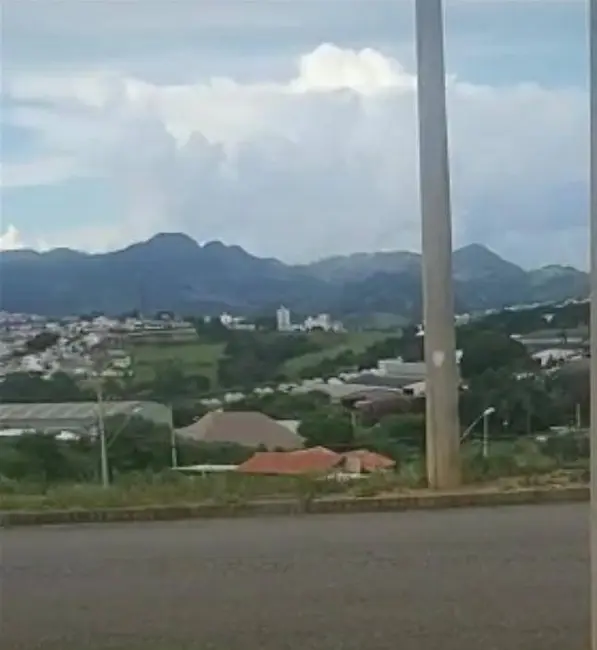 Foto 4 de Terreno / Lote à venda, 400m2 em Andradas - MG