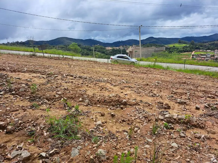 Foto 1 de Lote de Condomínio à venda, 214m2 em Morada dos Pássaros, Pocos De Caldas - MG