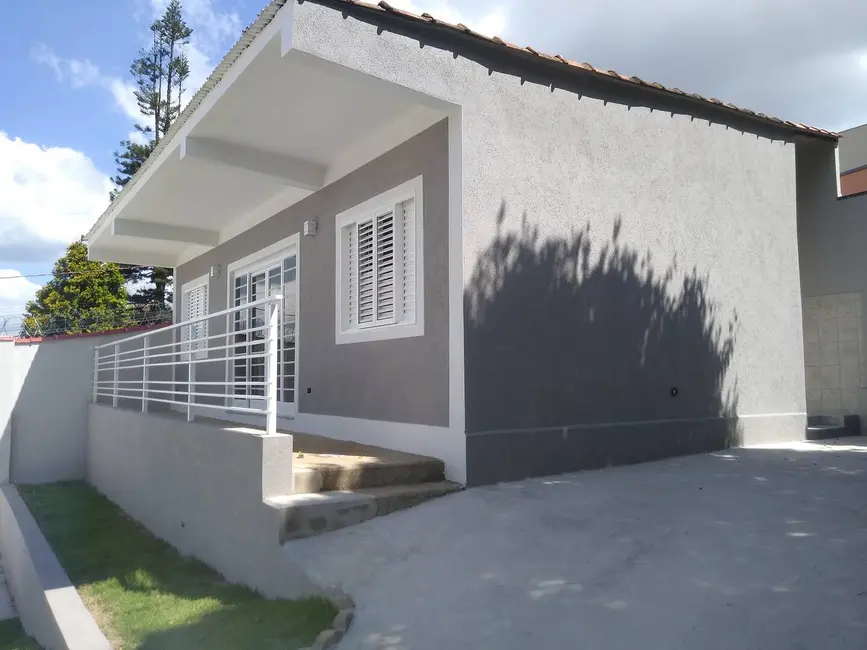 Casa com 2 quartos à venda, 252m2 em Estância São José, Pocos De Caldas - MG - imagem 3 Foto 3 de Casa com 2 quartos à venda, 252m2 em Estância São José, Pocos De Caldas - MG
