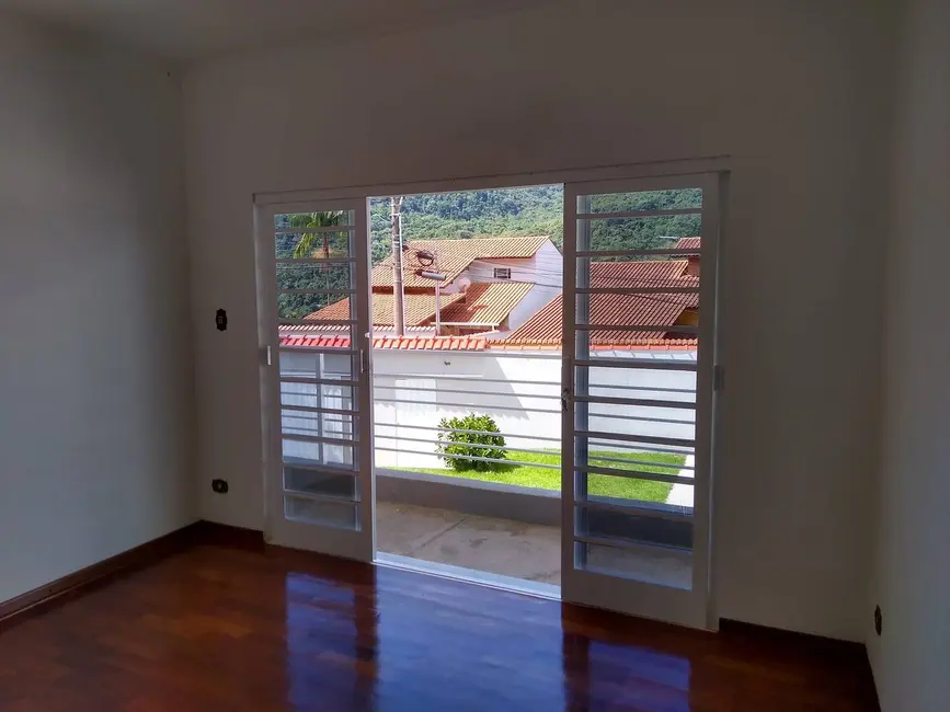 Casa com 2 quartos à venda, 252m2 em Estância São José, Pocos De Caldas - MG - imagem 8 Foto 8 de Casa com 2 quartos à venda, 252m2 em Estância São José, Pocos De Caldas - MG