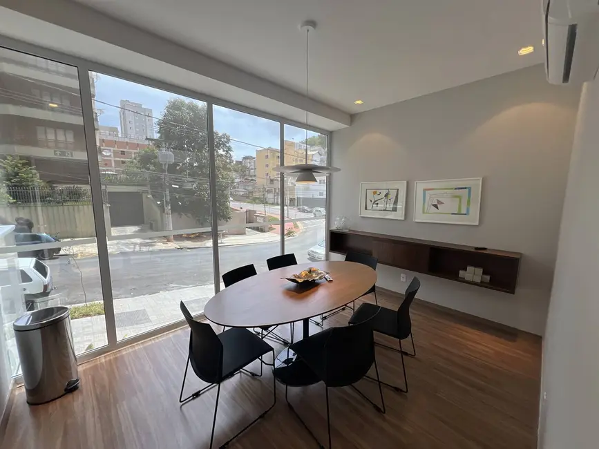 Apartamento com 2 quartos para alugar, 65m2 em Centro, Pocos De Caldas - MG - imagem 7 Foto 7 de Apartamento com 2 quartos para alugar, 65m2 em Centro, Pocos De Caldas - MG