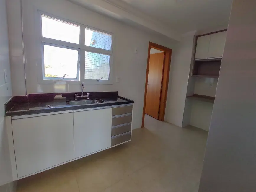 Foto 7 de Apartamento com 3 quartos à venda, 132m2 em Jardim Quisisana, Pocos De Caldas - MG