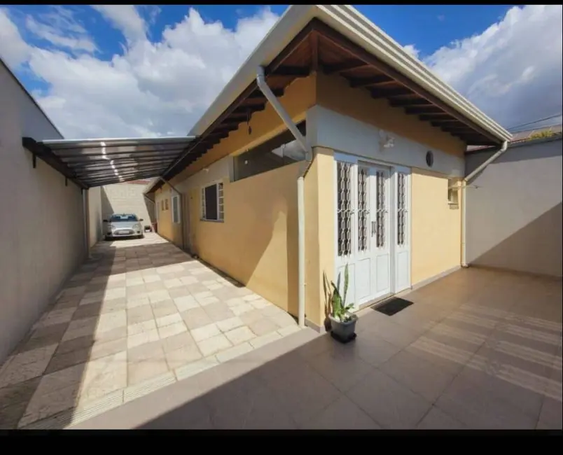 Foto 1 de Casa com 2 quartos à venda, 90m2 em Jardim Itamaraty II, Pocos De Caldas - MG