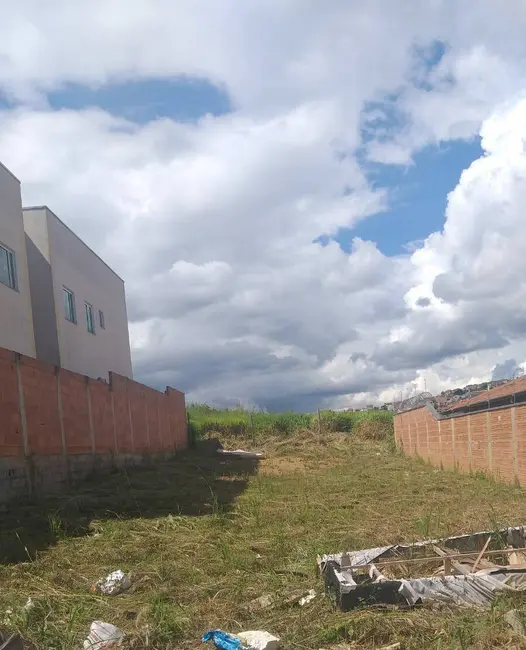 Foto 2 de Terreno / Lote à venda, 330m2 em Santa Teresa, Pocos De Caldas - MG