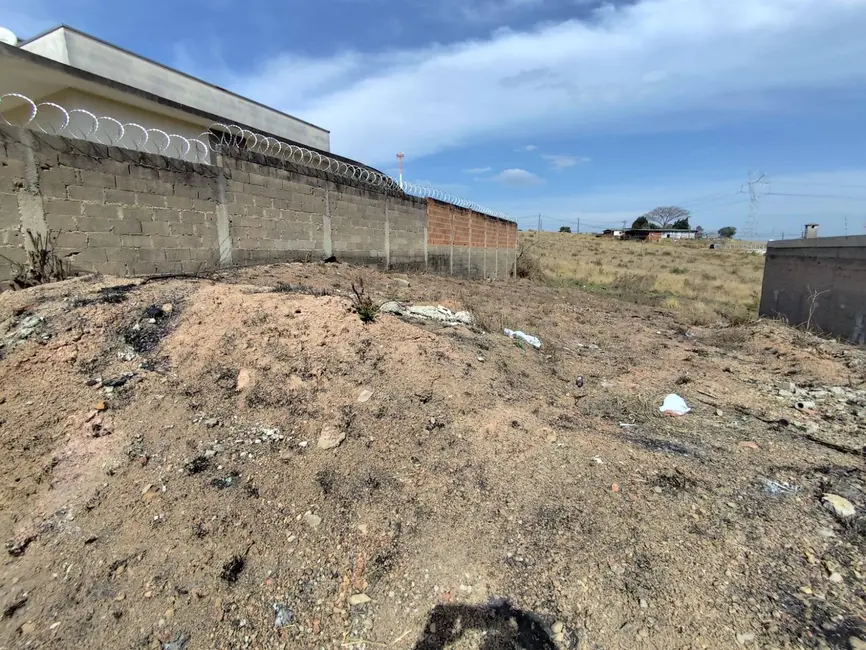 Terreno / Lote à venda, 331m2 em Pocos De Caldas - MG - imagem 9 Foto 9 de Terreno / Lote à venda, 331m2 em Pocos De Caldas - MG