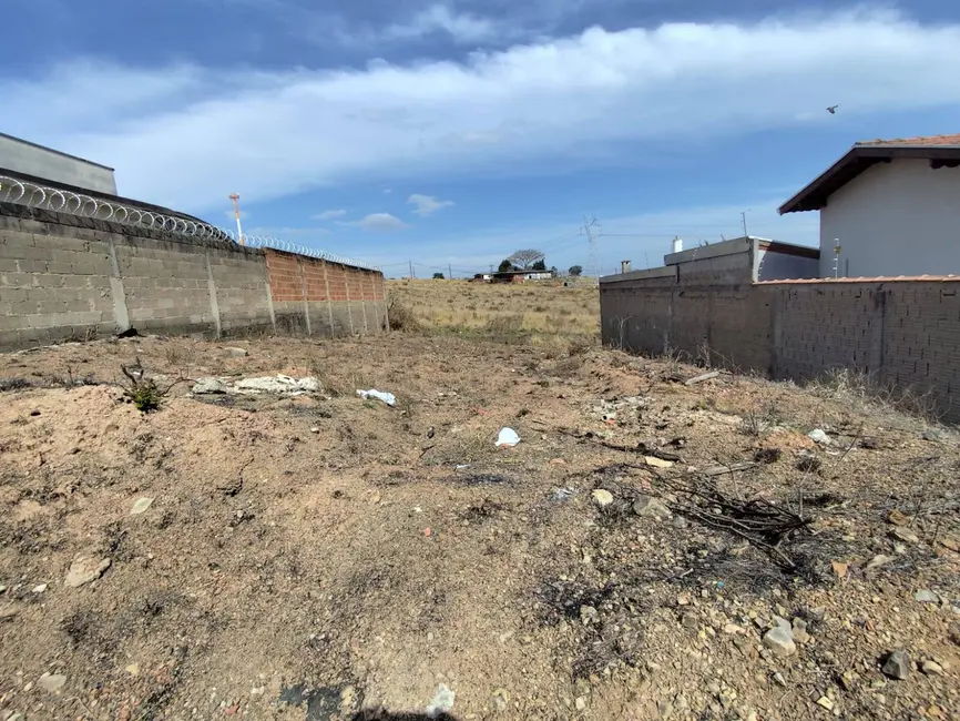 Terreno / Lote à venda, 331m2 em Pocos De Caldas - MG - imagem 2 Foto 2 de Terreno / Lote à venda, 331m2 em Pocos De Caldas - MG