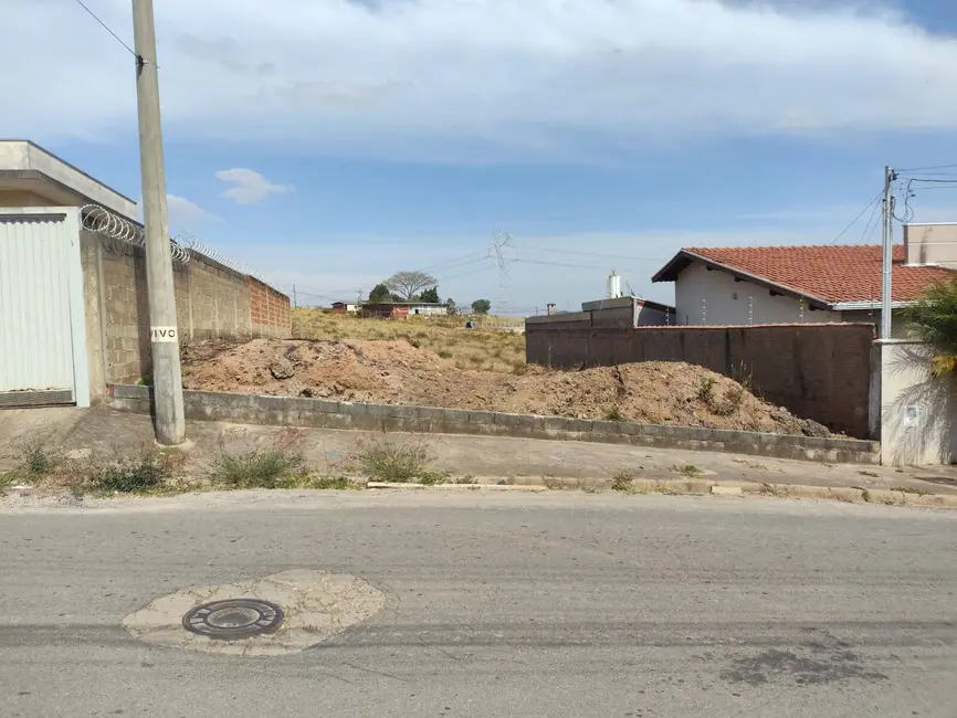 Terreno / Lote à venda, 331m2 em Pocos De Caldas - MG - imagem 5 Foto 5 de Terreno / Lote à venda, 331m2 em Pocos De Caldas - MG