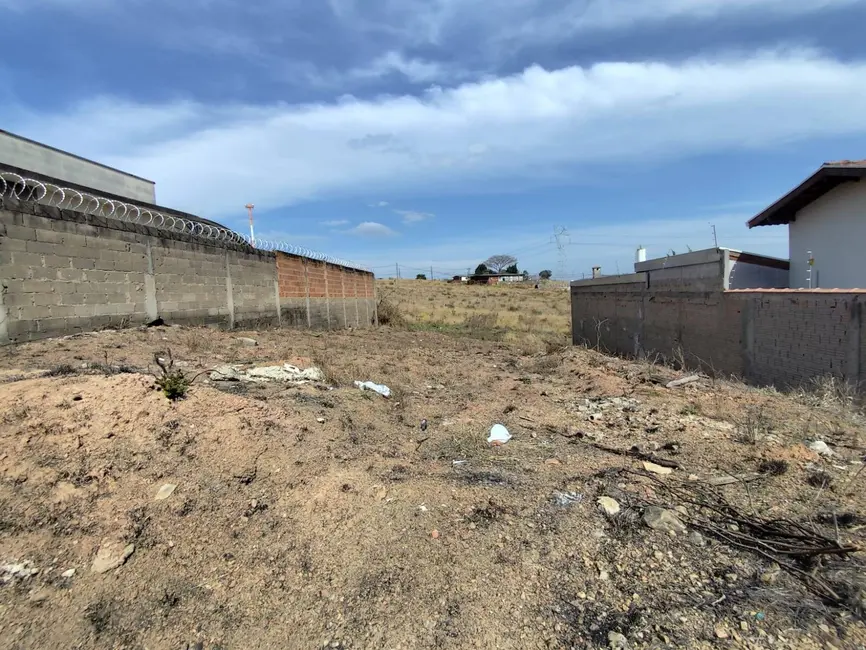 Terreno / Lote à venda, 331m2 em Pocos De Caldas - MG - imagem 3 Foto 3 de Terreno / Lote à venda, 331m2 em Pocos De Caldas - MG