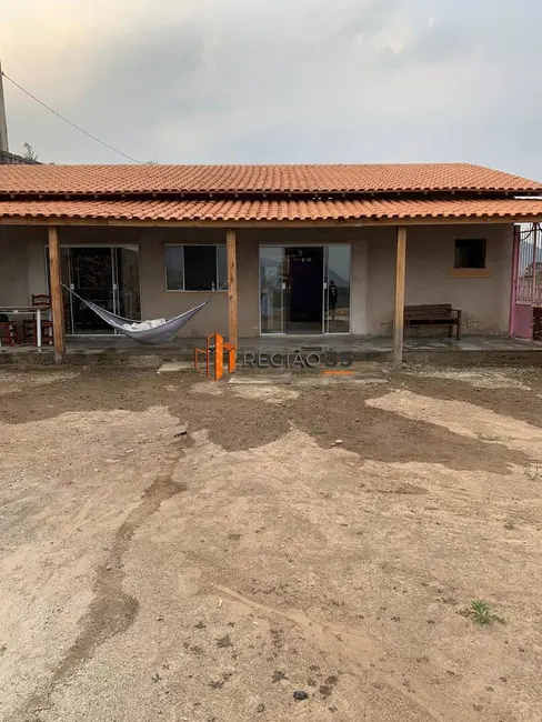Foto 1 de Chácara com 4 quartos à venda, 146m2 em Caldas - MG