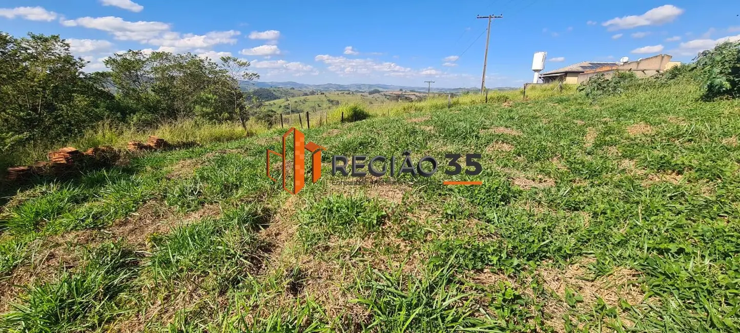 Chácara à venda, 600m2 em Caldas - MG - imagem 2 Foto 2 de Chácara à venda, 600m2 em Caldas - MG