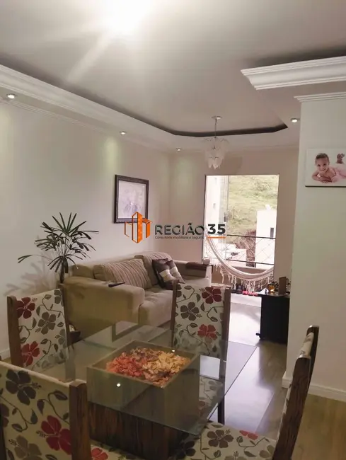 Foto 4 de Apartamento com 3 quartos à venda, 76m2 em Pocos De Caldas - MG