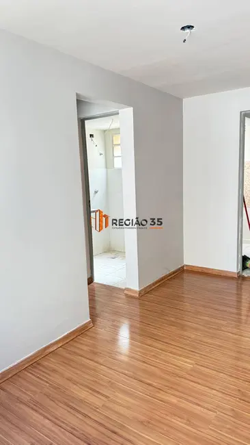 Foto 2 de Apartamento com 2 quartos à venda, 44m2 em Jardim Itamaraty III, Pocos De Caldas - MG