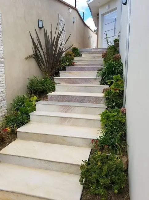 Casa com 3 quartos à venda, 490m2 em Jardim Europa, Pocos De Caldas - MG - imagem 1 Foto 1 de Casa com 3 quartos à venda, 490m2 em Jardim Europa, Pocos De Caldas - MG