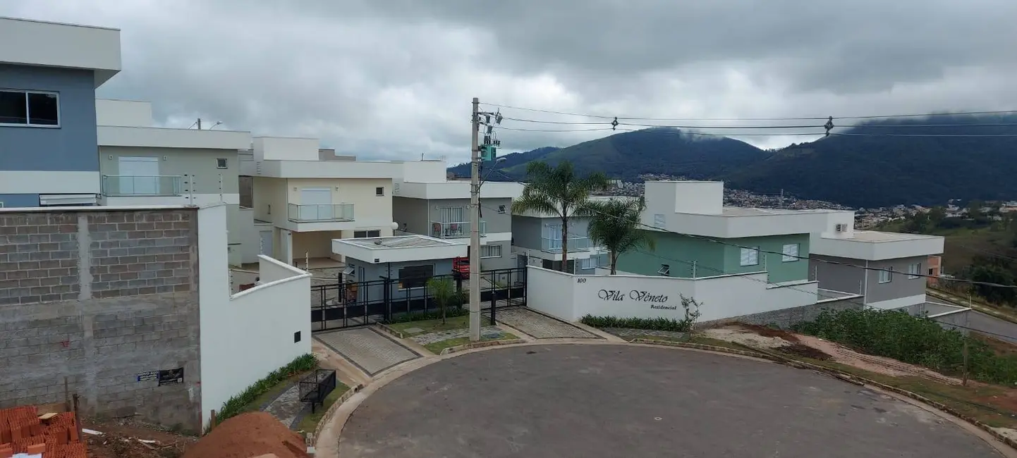 Foto 4 de Casa de Condomínio com 3 quartos à venda, 122m2 em Pocos De Caldas - MG