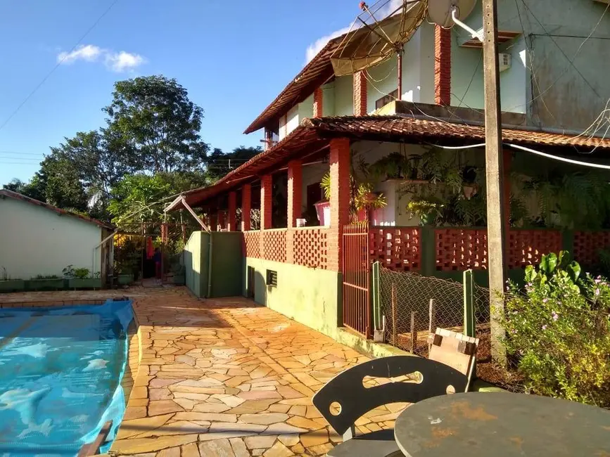 Sítio / Rancho com 6 quartos à venda, 10000m2 em Centro, Alfenas - MG - imagem 1 Foto 1 de Sítio / Rancho com 6 quartos à venda, 10000m2 em Centro, Alfenas - MG