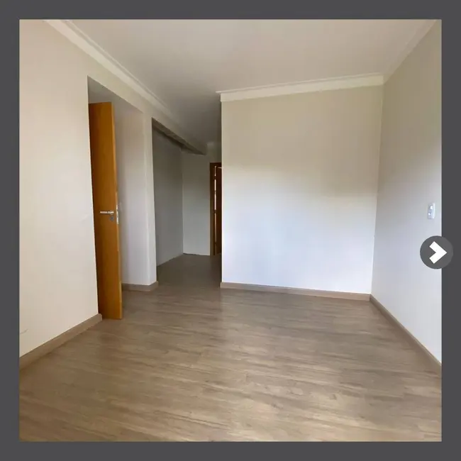 Casa com 3 quartos à venda, 141m2 em Parque Primavera, Pocos De Caldas - MG - imagem 6 Foto 6 de Casa com 3 quartos à venda, 141m2 em Parque Primavera, Pocos De Caldas - MG