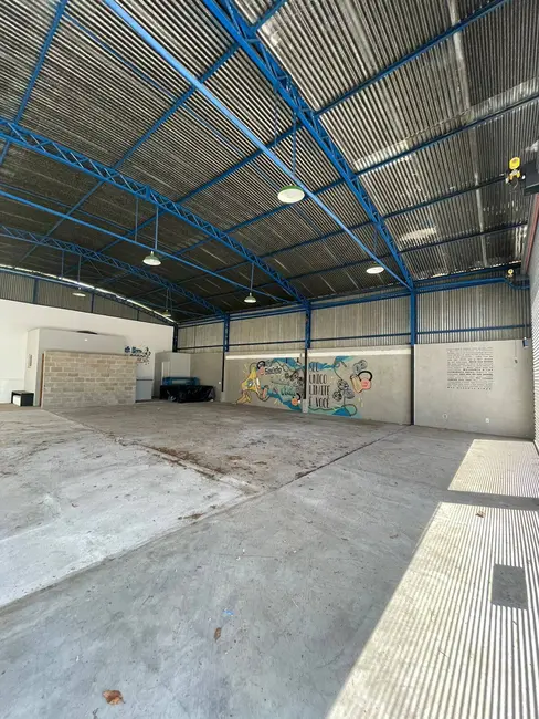 Sala Comercial para alugar, 200m2 em Jardim Novo Mundo, Pocos De Caldas - MG - imagem 6 Foto 6 de Sala Comercial para alugar, 200m2 em Jardim Novo Mundo, Pocos De Caldas - MG