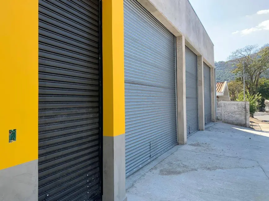 Sala Comercial para alugar, 200m2 em Jardim Novo Mundo, Pocos De Caldas - MG - imagem 4 Foto 4 de Sala Comercial para alugar, 200m2 em Jardim Novo Mundo, Pocos De Caldas - MG