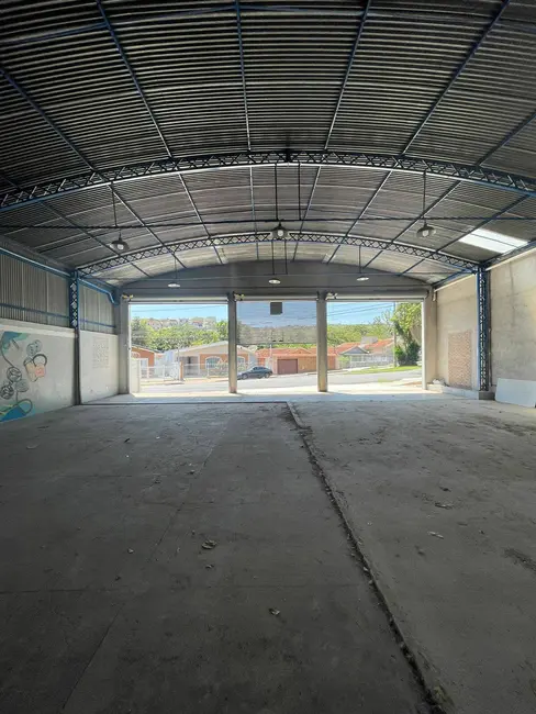 Sala Comercial para alugar, 200m2 em Jardim Novo Mundo, Pocos De Caldas - MG - imagem 9 Foto 9 de Sala Comercial para alugar, 200m2 em Jardim Novo Mundo, Pocos De Caldas - MG