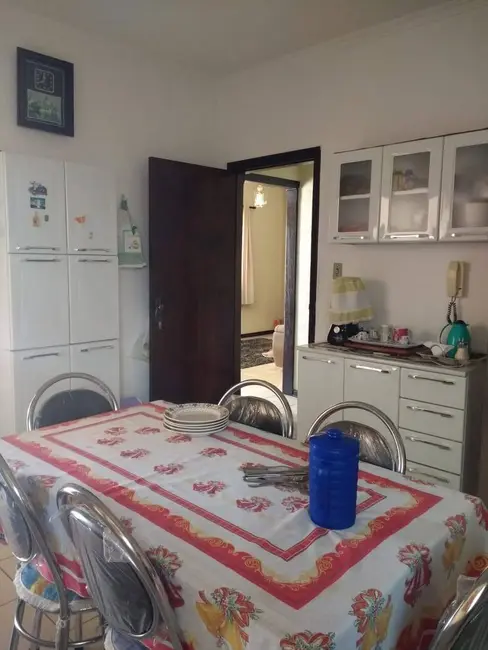 Casa com 3 quartos à venda, 200m2 em Jardim Campos Elísios, Pocos De Caldas - MG - imagem 7 Foto 7 de Casa com 3 quartos à venda, 200m2 em Jardim Campos Elísios, Pocos De Caldas - MG