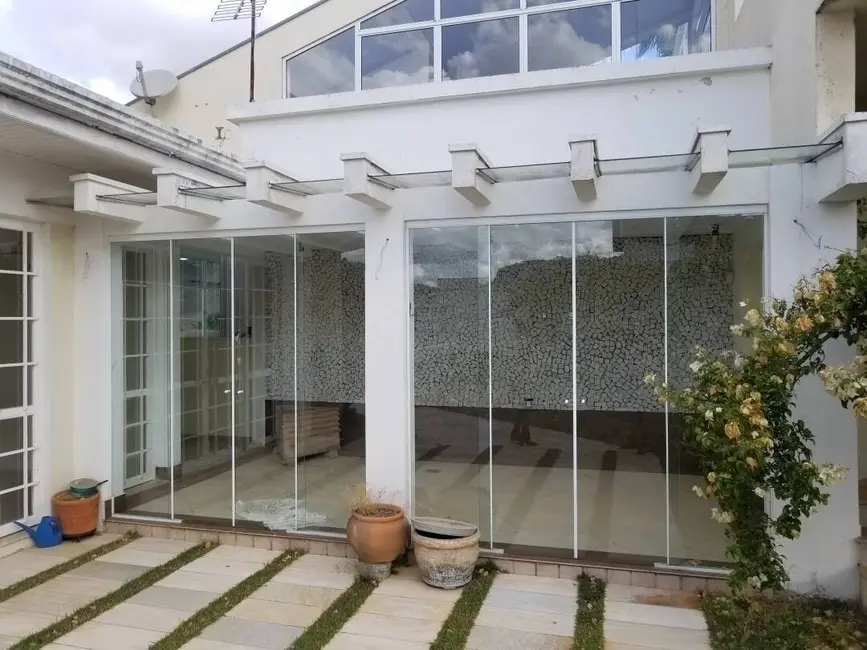 Casa com 4 quartos à venda, 700m2 em Jardim Europa, Pocos De Caldas - MG - imagem 8 Foto 8 de Casa com 4 quartos à venda, 700m2 em Jardim Europa, Pocos De Caldas - MG