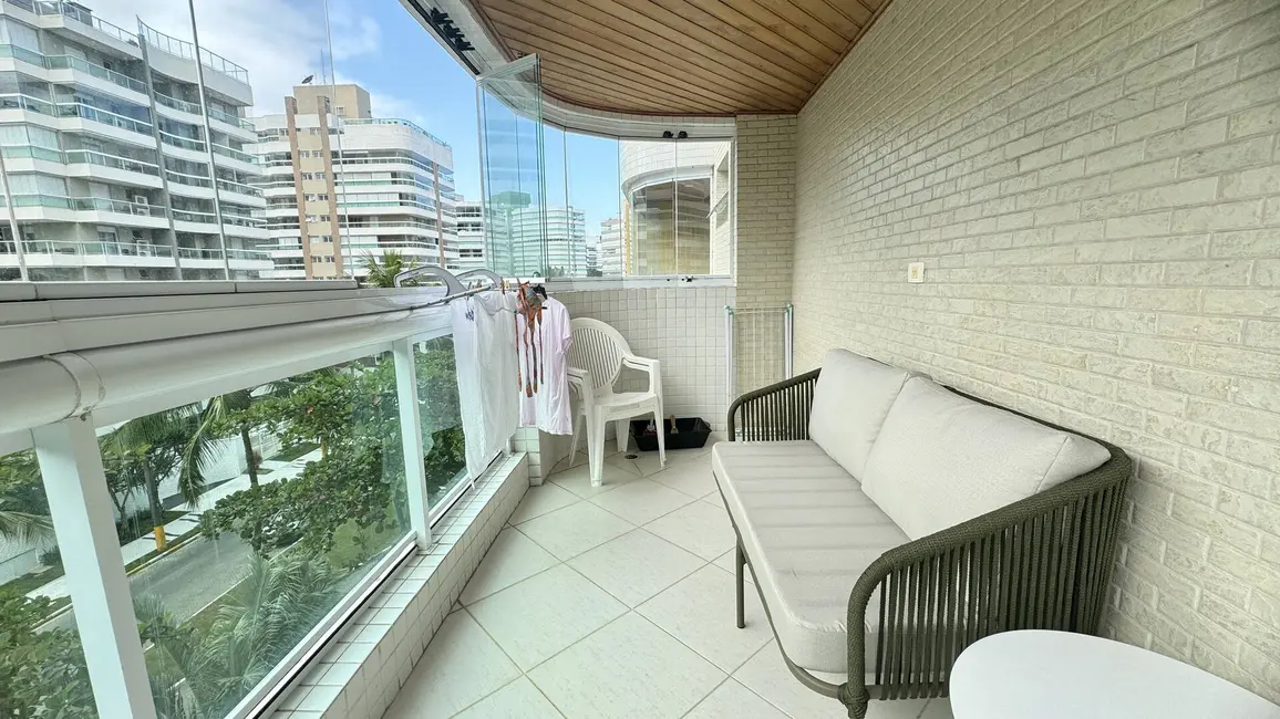 Foto 1 de Apartamento com 4 quartos à venda, 137m2 em Bertioga - SP