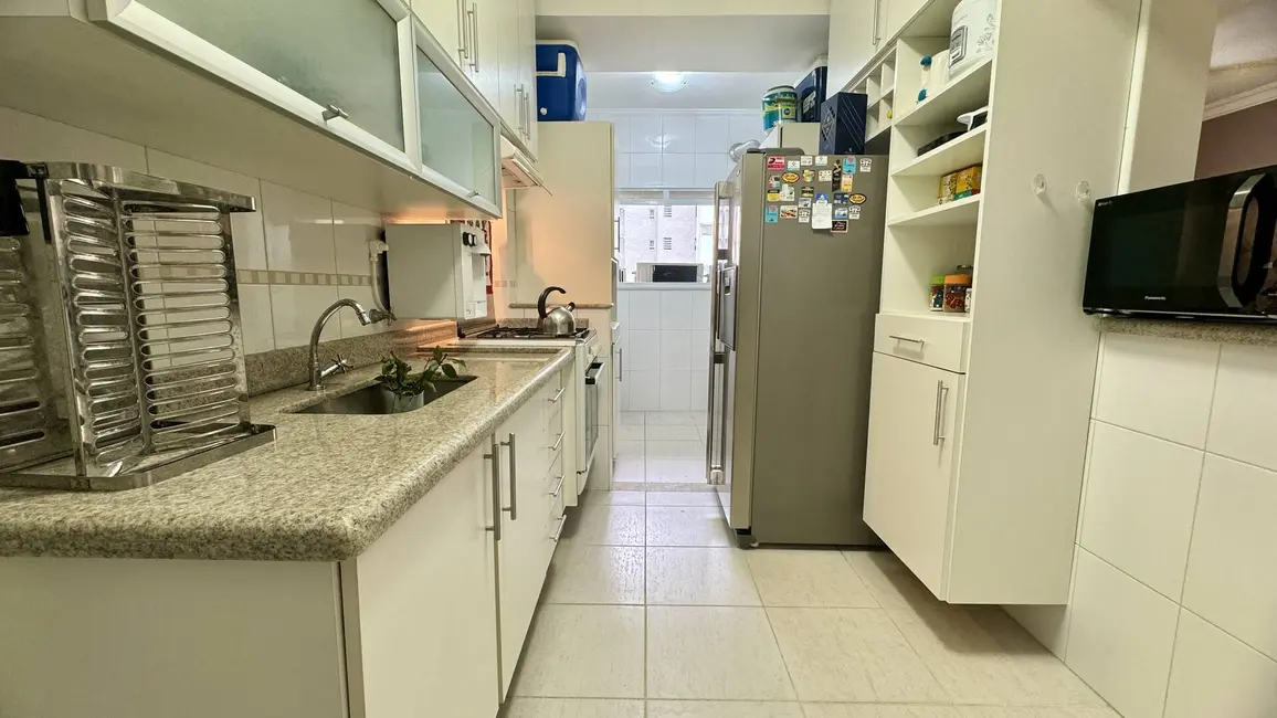 Foto 2 de Apartamento com 4 quartos à venda, 137m2 em Bertioga - SP