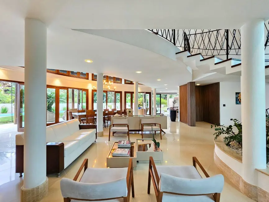 Casa com 6 quartos à venda, 1213m2 em Bertioga - SP - imagem 4 Foto 4 de Casa com 6 quartos à venda, 1213m2 em Bertioga - SP