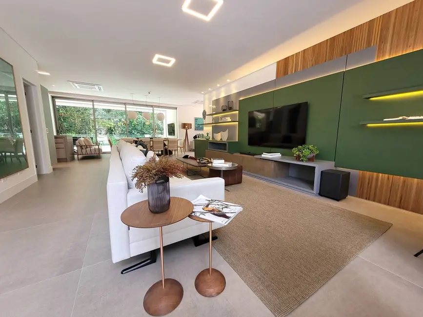 Foto 1 de Casa com 6 quartos à venda, 581m2 em Bertioga - SP