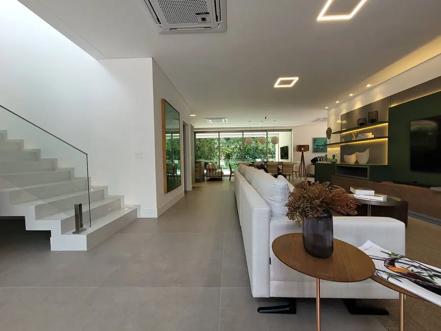 Foto 2 de Casa com 6 quartos à venda, 581m2 em Bertioga - SP