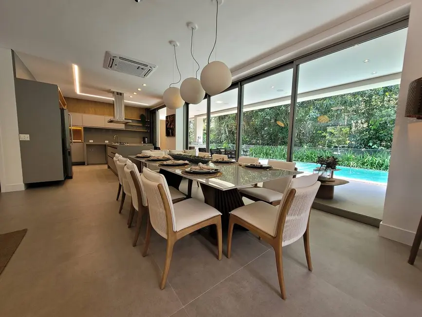 Foto 4 de Casa com 6 quartos à venda, 581m2 em Bertioga - SP