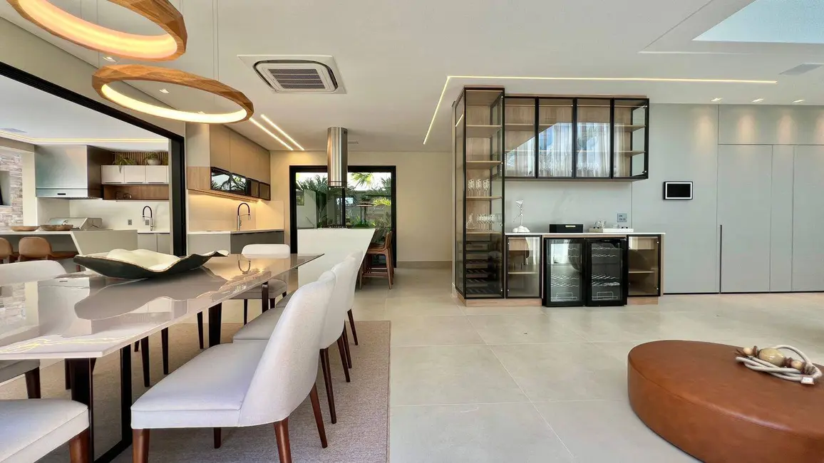 Foto 8 de Casa com 6 quartos à venda, 430m2 em Bertioga - SP