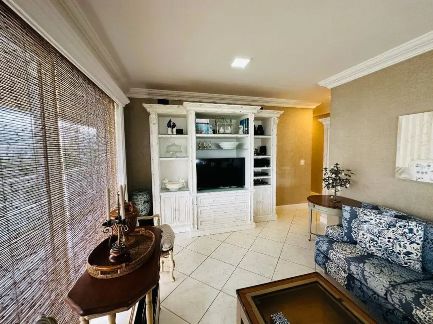 Foto 6 de Apartamento com 4 quartos à venda, 193m2 em Bertioga - SP