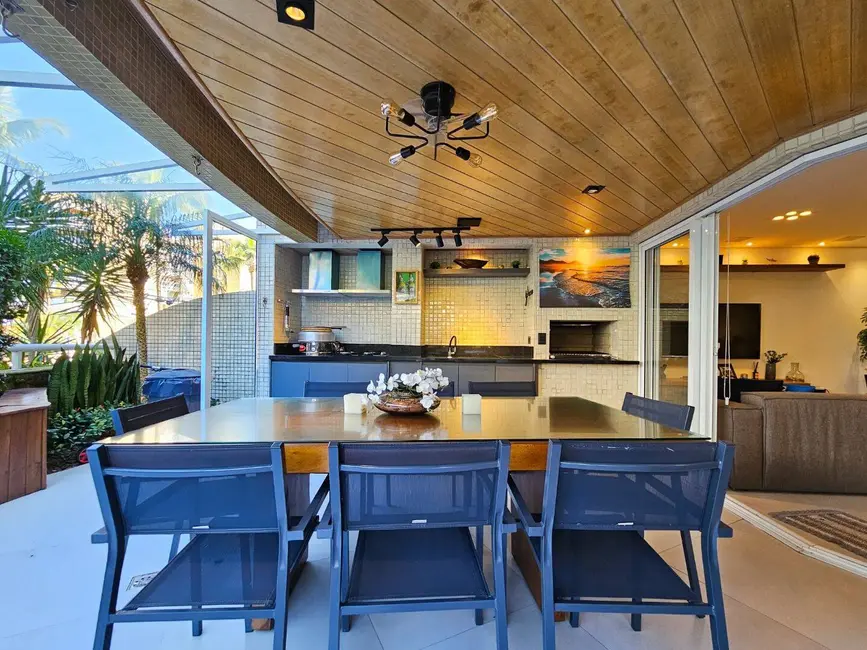 Foto 4 de Apartamento com 3 quartos à venda, 168m2 em Bertioga - SP