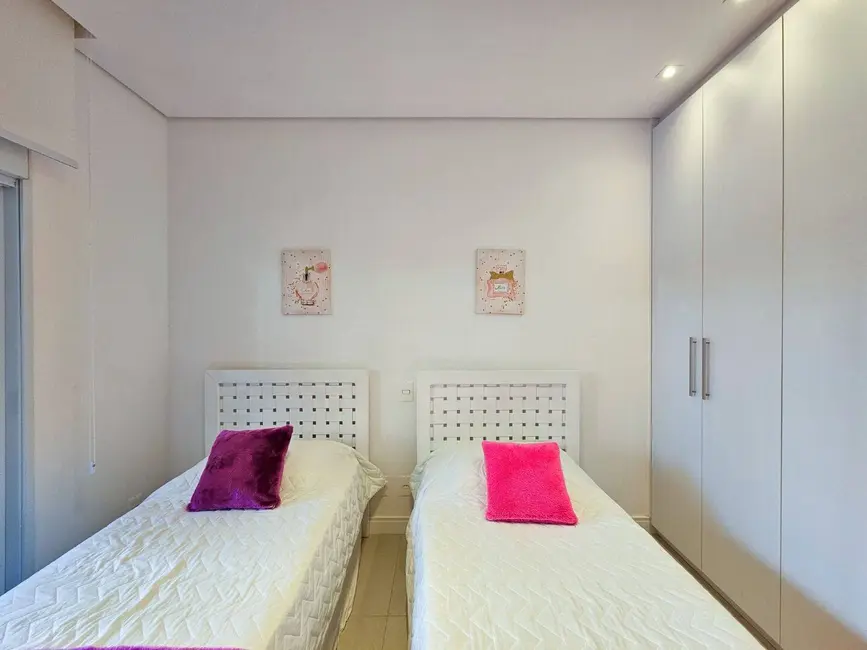 Foto 9 de Apartamento com 3 quartos à venda, 168m2 em Bertioga - SP