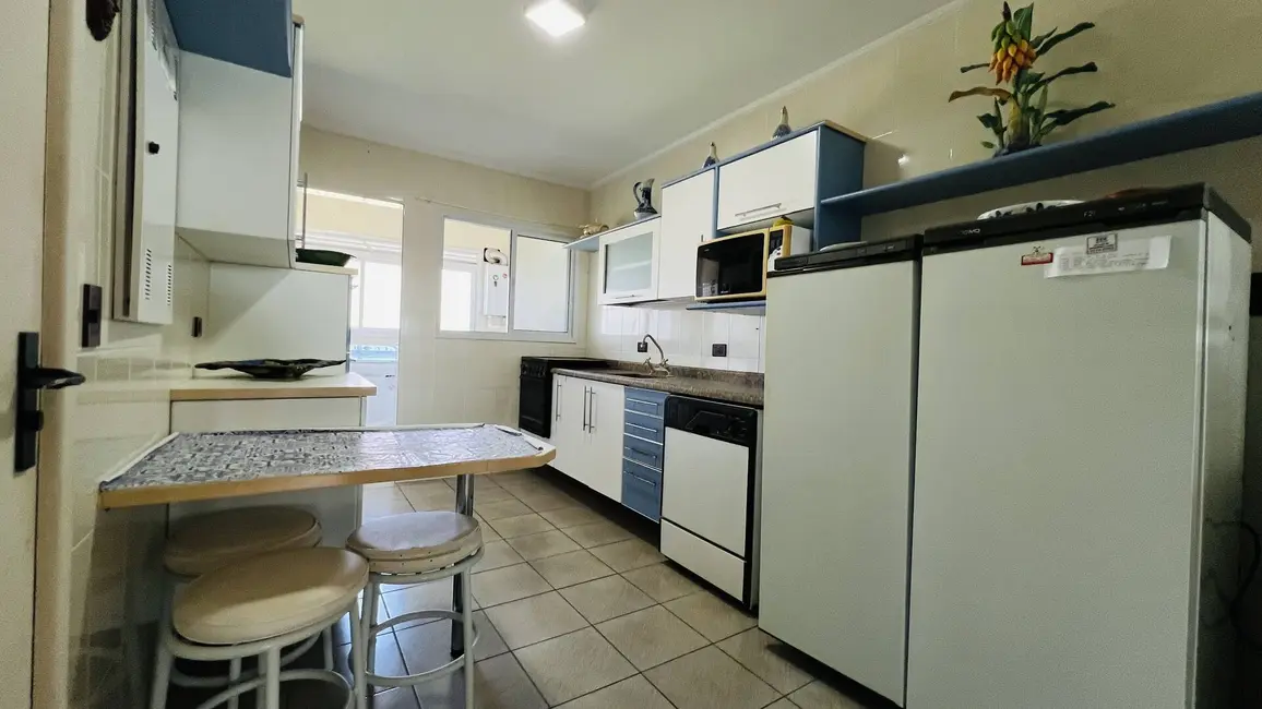 Apartamento com 3 quartos à venda, 175m2 em Bertioga - SP - imagem 4 Foto 4 de Apartamento com 3 quartos à venda, 175m2 em Bertioga - SP