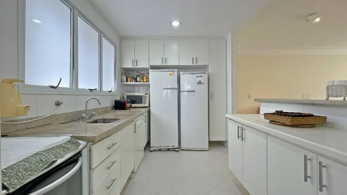 Foto 2 de Apartamento com 4 quartos à venda, 132m2 em Bertioga - SP