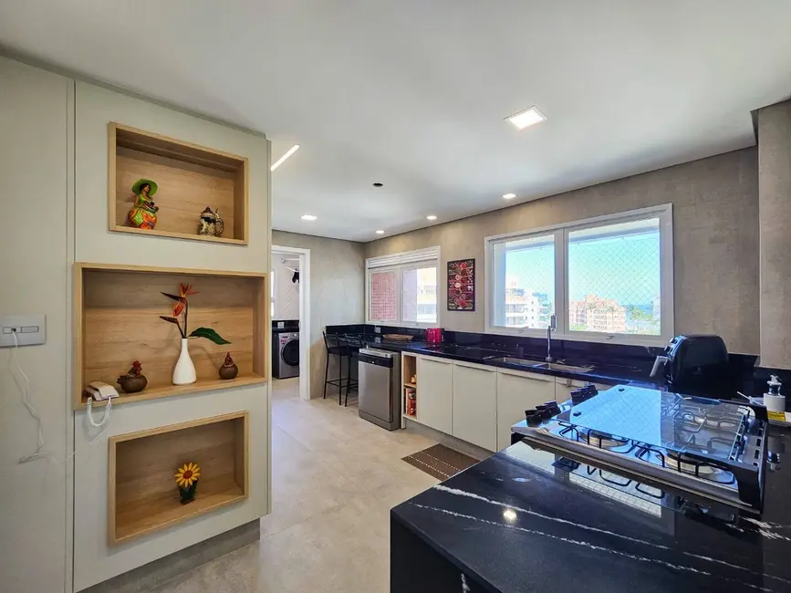 Foto 2 de Cobertura com 4 quartos à venda, 323m2 em Bertioga - SP