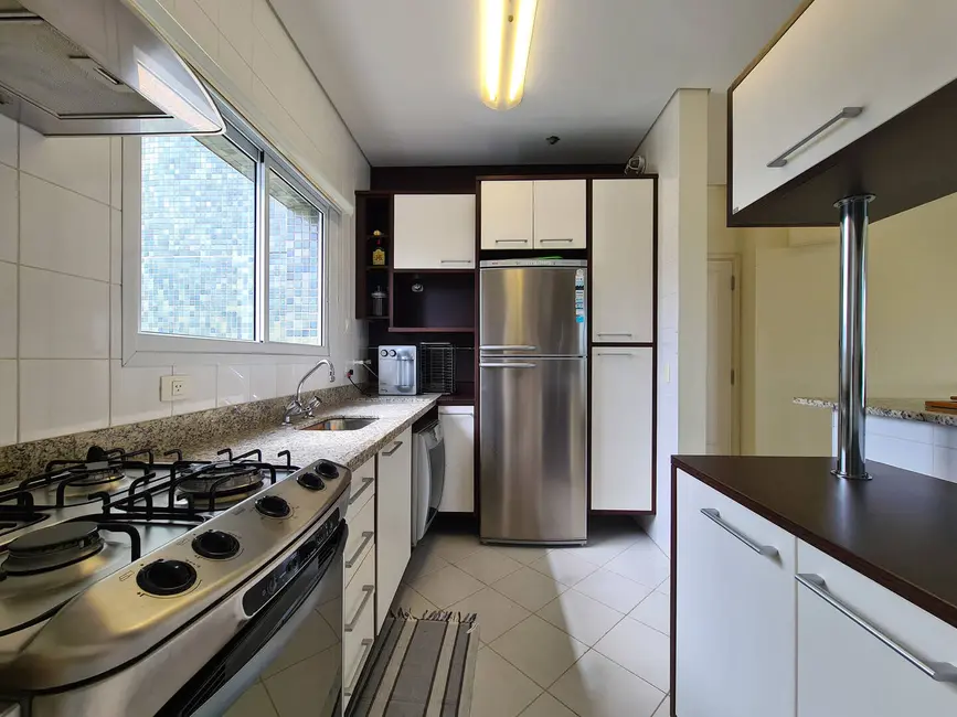 Foto 3 de Apartamento com 4 quartos à venda, 223m2 em Bertioga - SP