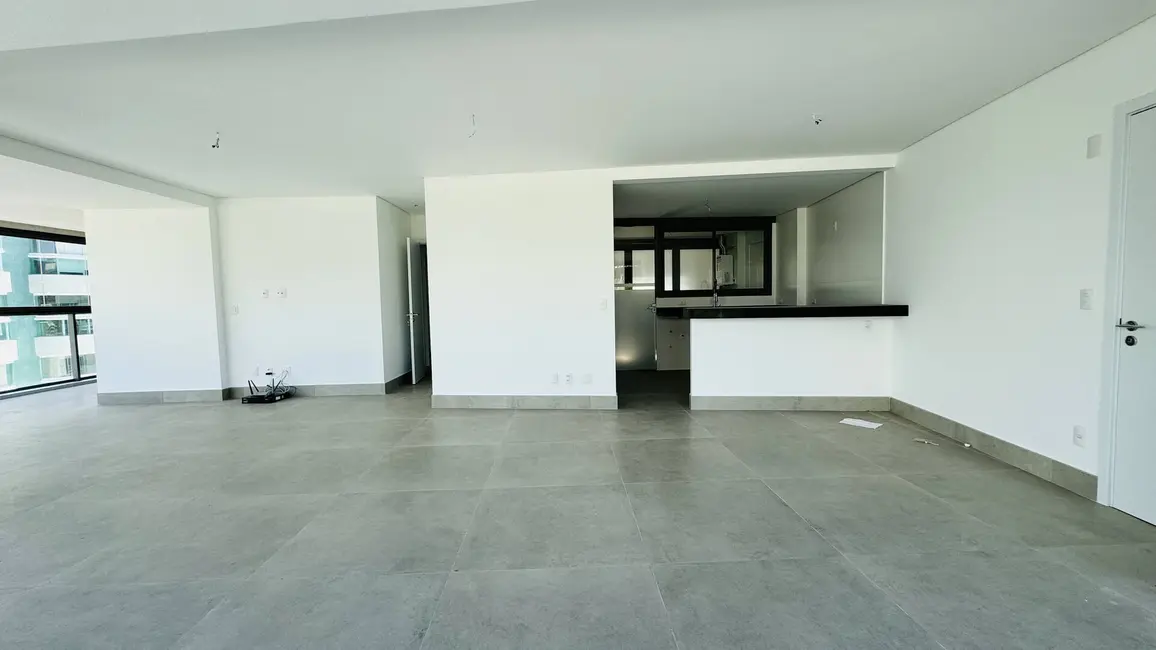 Foto 3 de Apartamento com 4 quartos à venda, 163m2 em Bertioga - SP