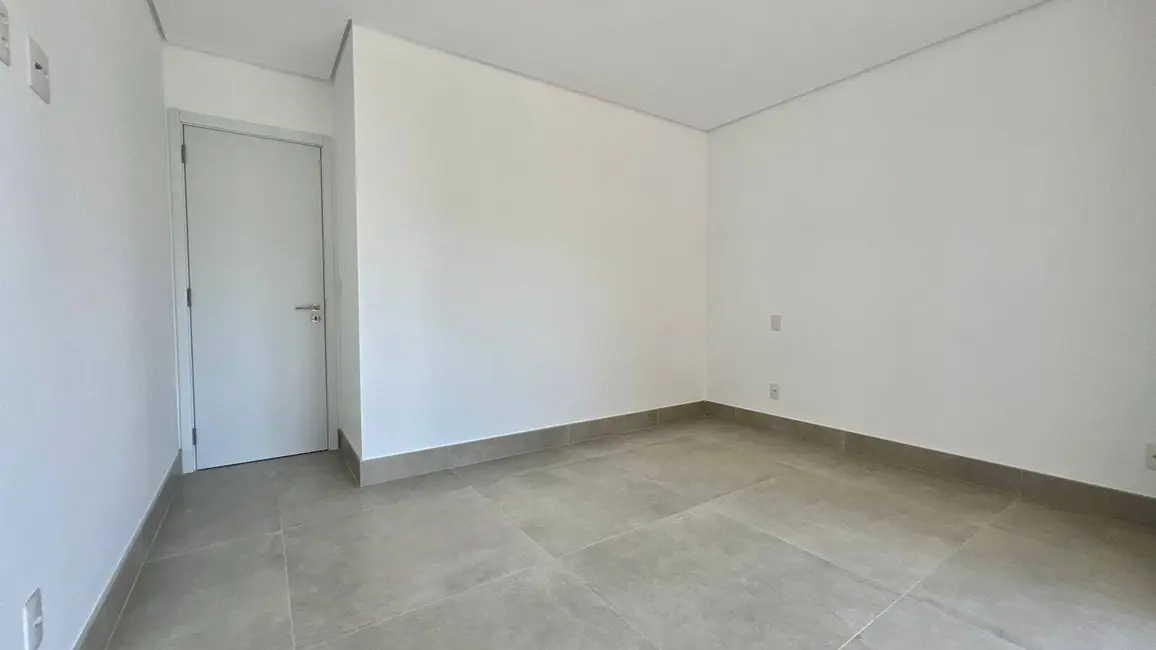 Foto 7 de Apartamento com 4 quartos à venda, 160m2 em Bertioga - SP