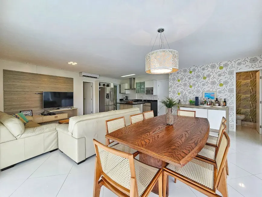 Foto 7 de Apartamento com 3 quartos à venda, 140m2 em Bertioga - SP