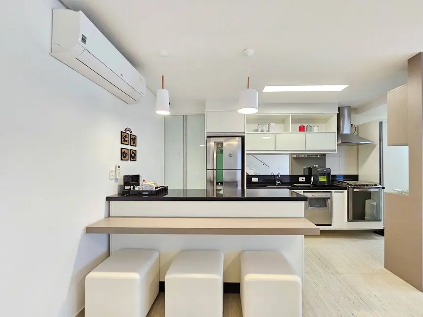 Foto 4 de Apartamento com 2 quartos à venda, 87m2 em Bertioga - SP