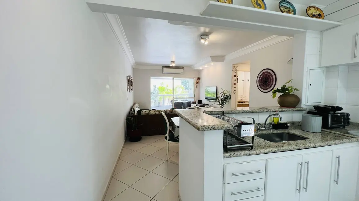 Foto 3 de Apartamento com 4 quartos à venda, 126m2 em Bertioga - SP