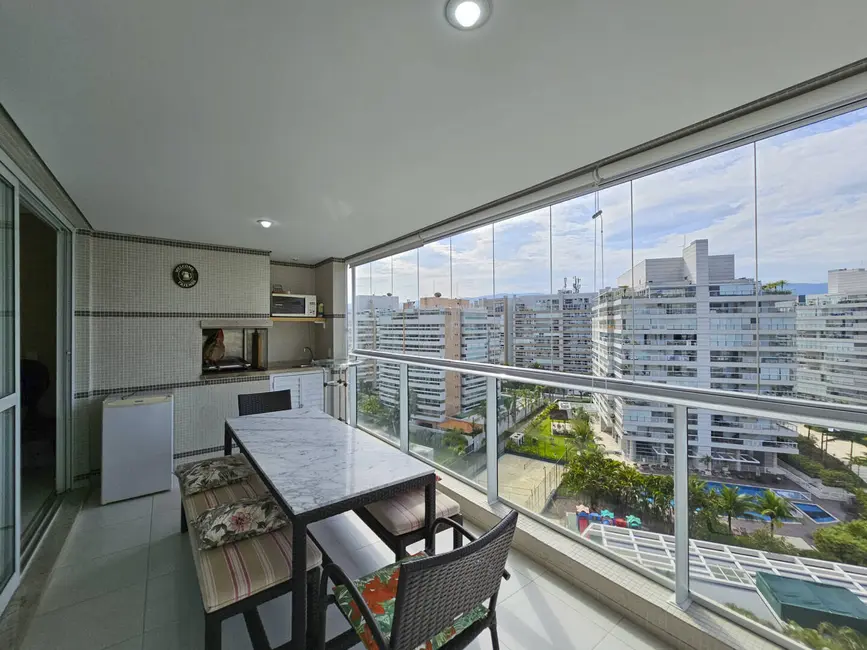 Foto 8 de Apartamento com 3 quartos à venda, 138m2 em Bertioga - SP