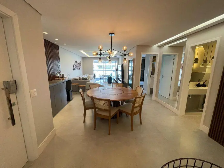 Apartamento com 3 quartos à venda, 153m2 em Bertioga - SP - imagem 4 Foto 4 de Apartamento com 3 quartos à venda, 153m2 em Bertioga - SP