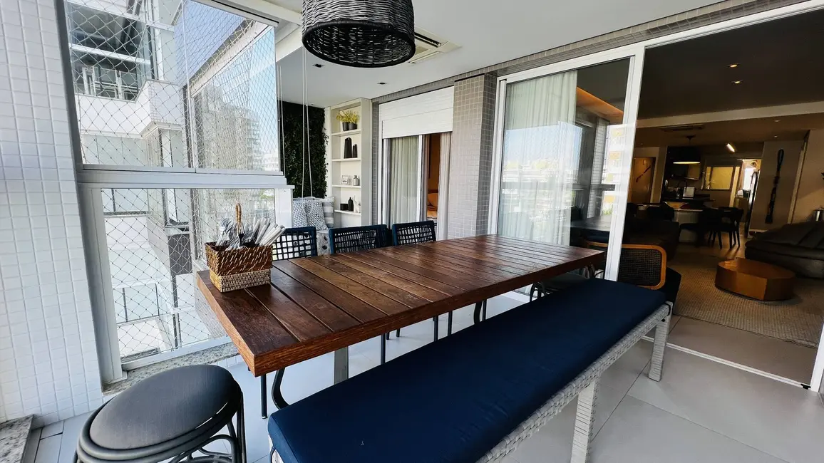 Foto 6 de Apartamento com 3 quartos à venda, 153m2 em Bertioga - SP